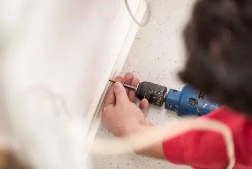 Comment percer un mur sans faire de dégâts ?