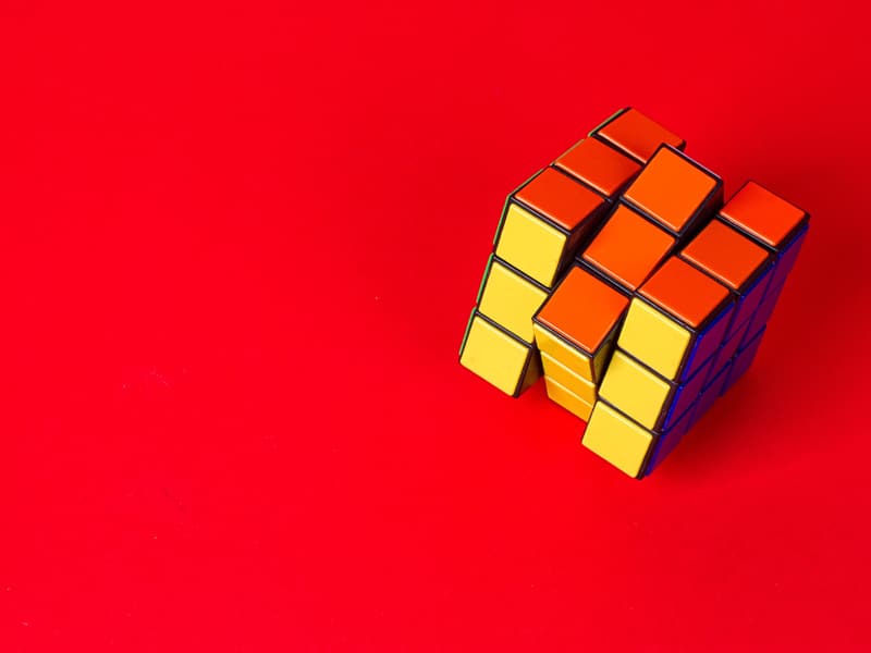 Quand les taux baissent, le cours des obligations augmente ?