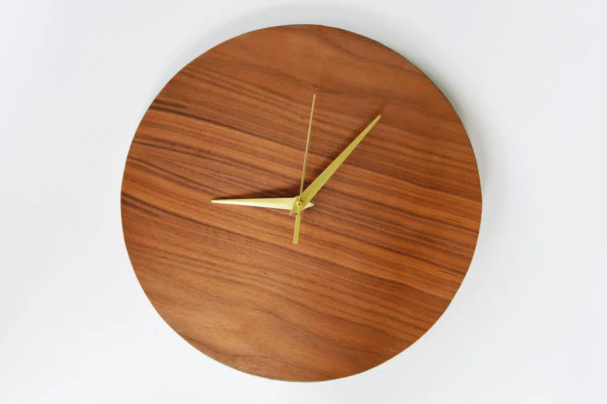 Comment faire une horloge murale ?