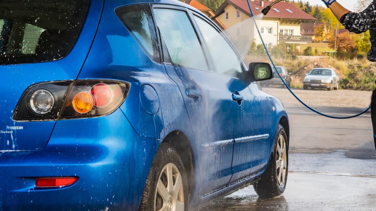 Comment bien choisir vos équipements pour une station de lavage optimale