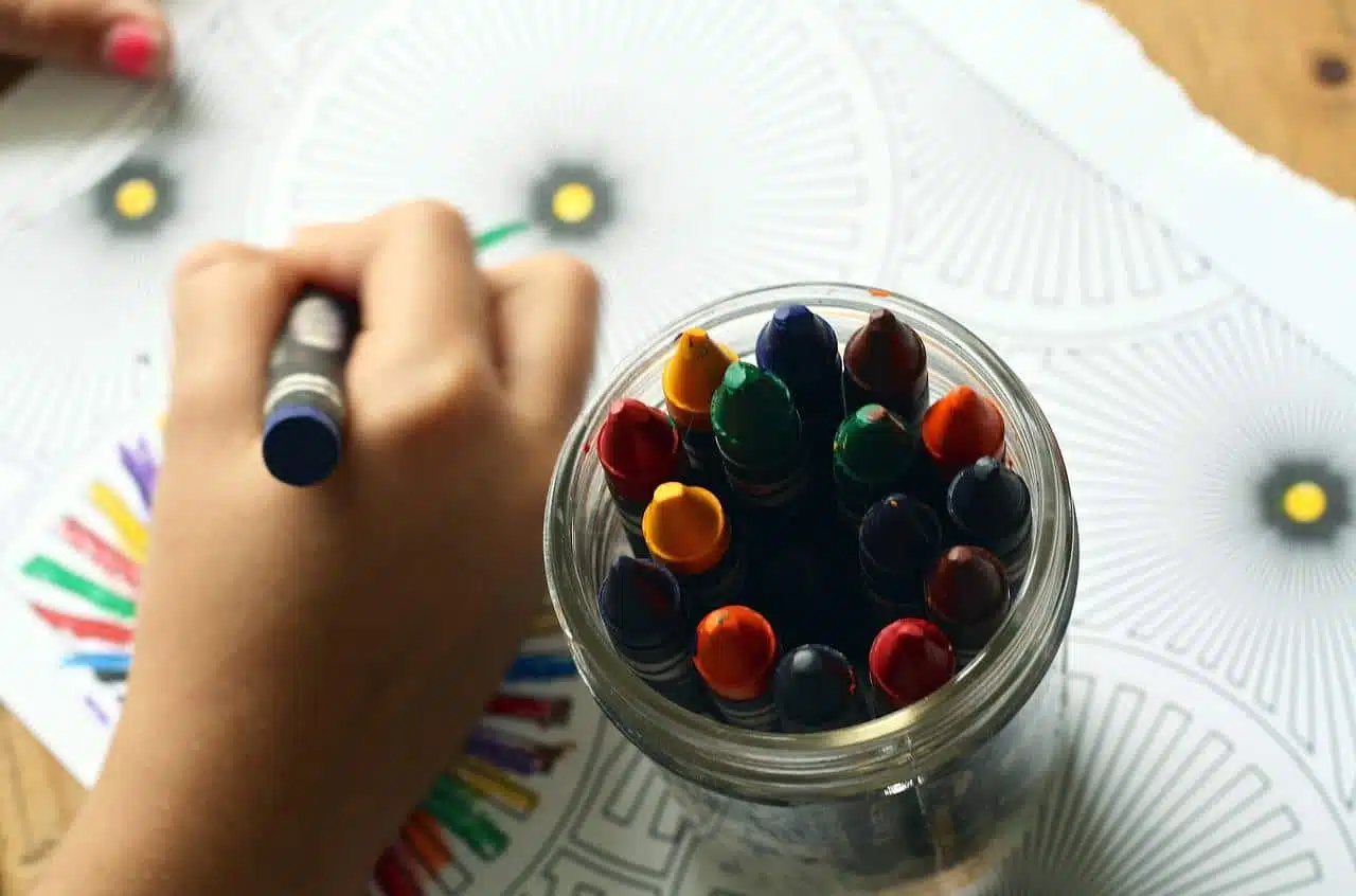 Les bienfaits du cahier de coloriage sur la gestion du stress et de l’anxiété