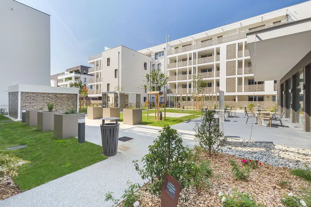 Comment choisir la meilleure résidence senior proche de chez moi ?