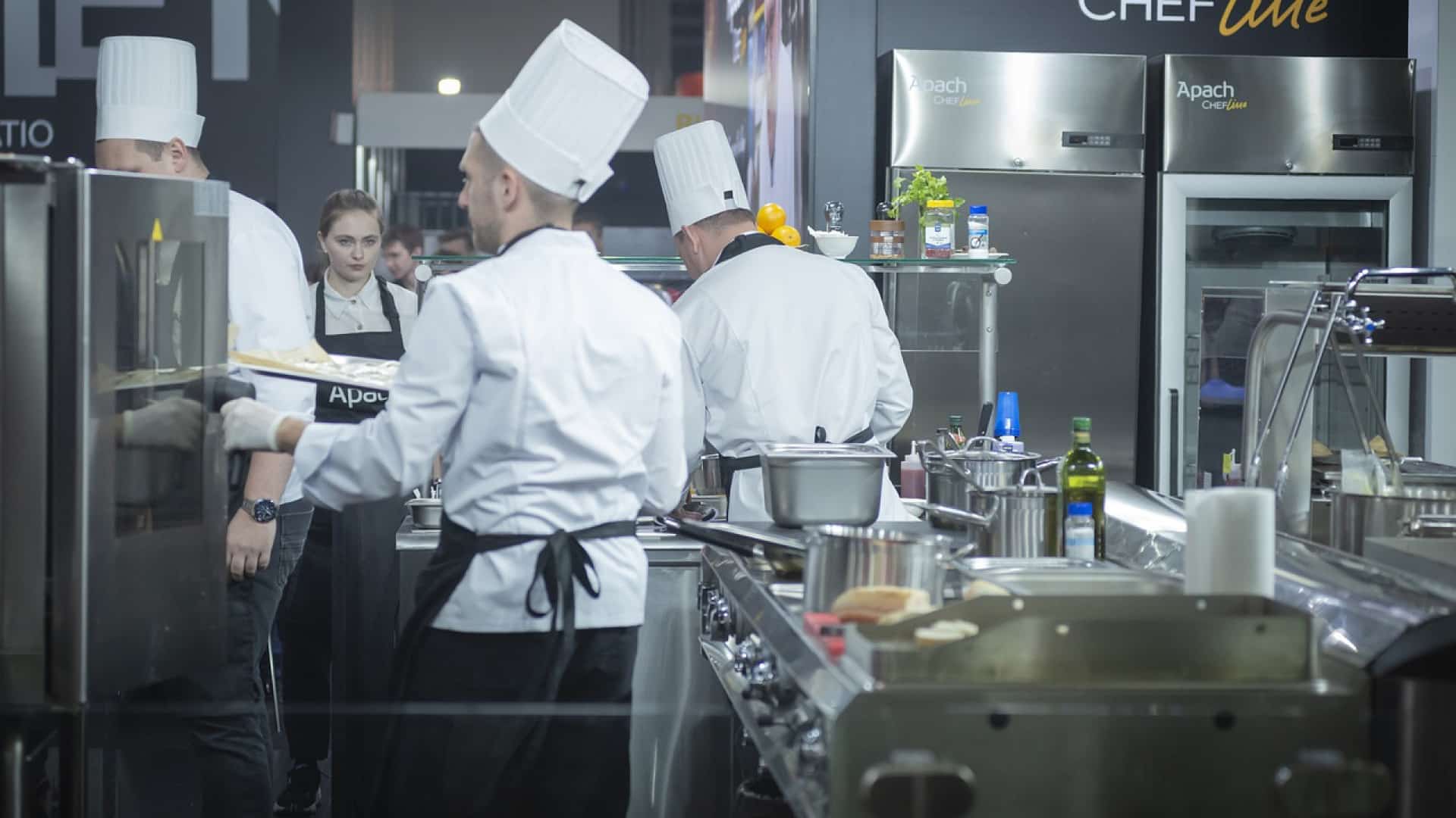 Entreprise : pourquoi utiliser une cantine connectée ?