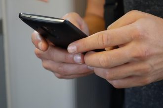 Le sms conversationnel et la messagerie enrichie : vers une nouvelle expérience client