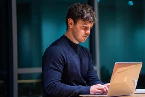 Trouver un emploi à Istres : conseils, astuces et opportunités