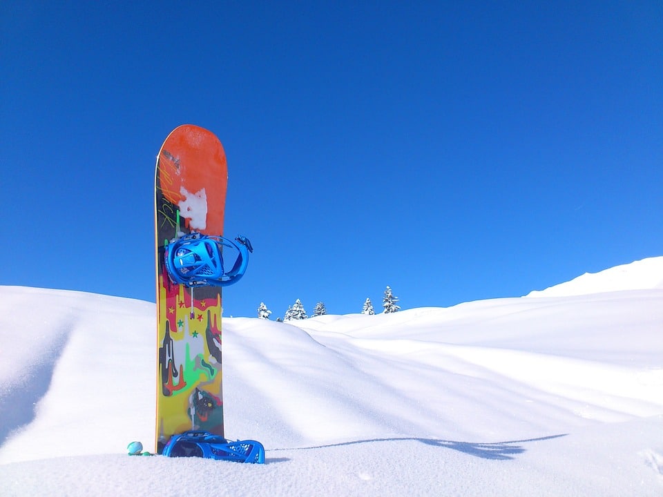 Comment bien choisir son snowboard d’occasion ?